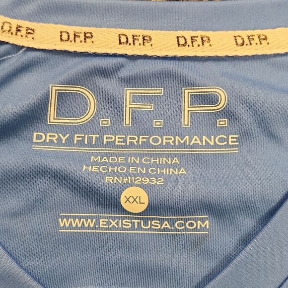 BERMUDA ISLANDS SURF SESSION Tank Rash Guard 40 UPF NWT - Picture 3 of 6